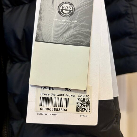 Lululemon Brave The Cold Jacket - Picture 12 of 16